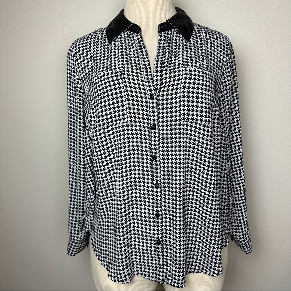 Torrid Black and White Houndstooth Blouse